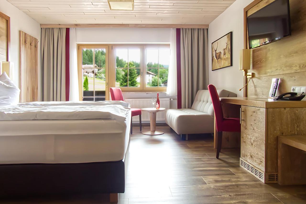 Garnihotel Zur Linde - Bayerischer Wald - Aktivcard Mit 154 Kostenfreien Leistungen - Kostenloser Parkplatz Lohberg Eksteriør bilde