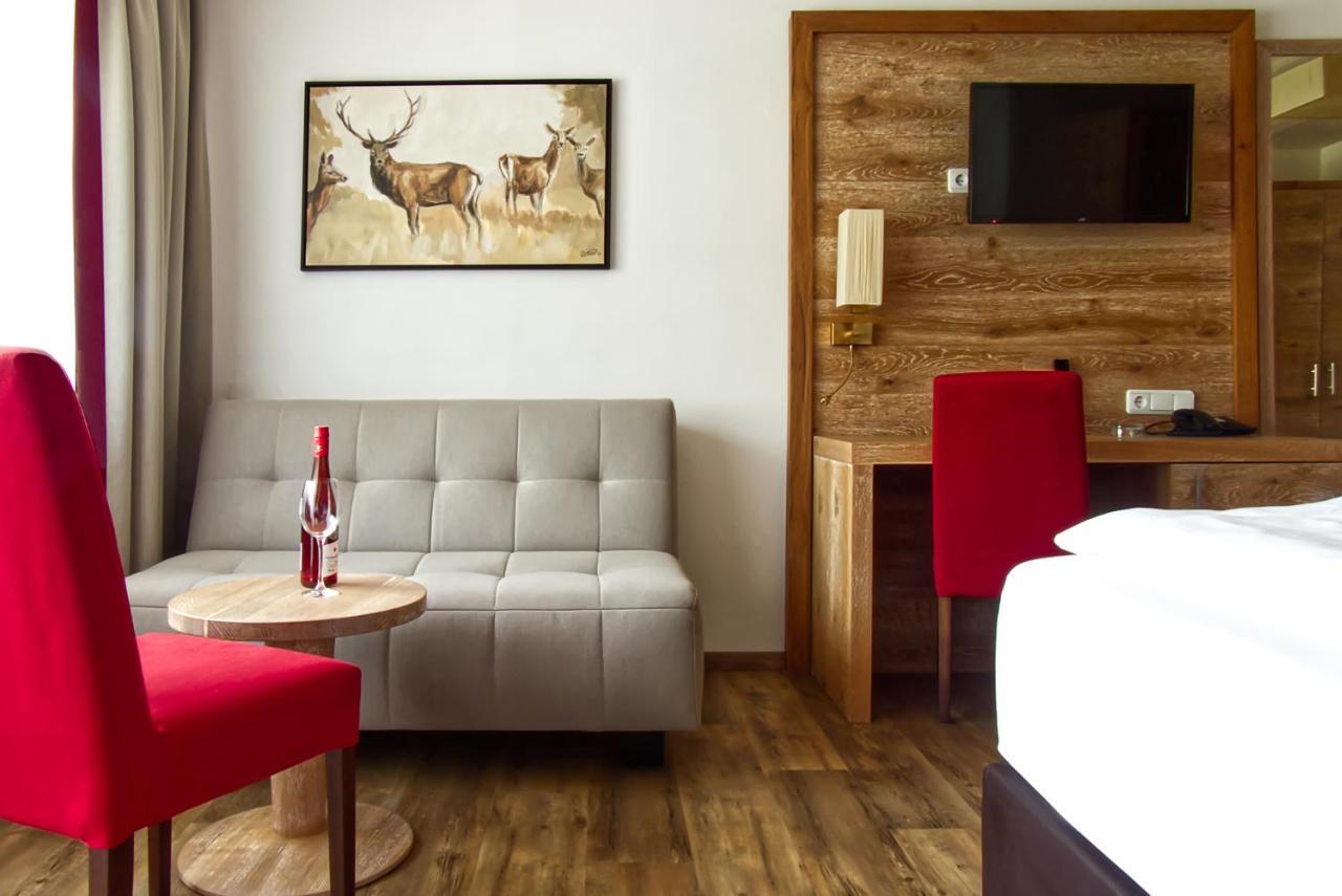 Garnihotel Zur Linde - Bayerischer Wald - Aktivcard Mit 154 Kostenfreien Leistungen - Kostenloser Parkplatz Lohberg Eksteriør bilde